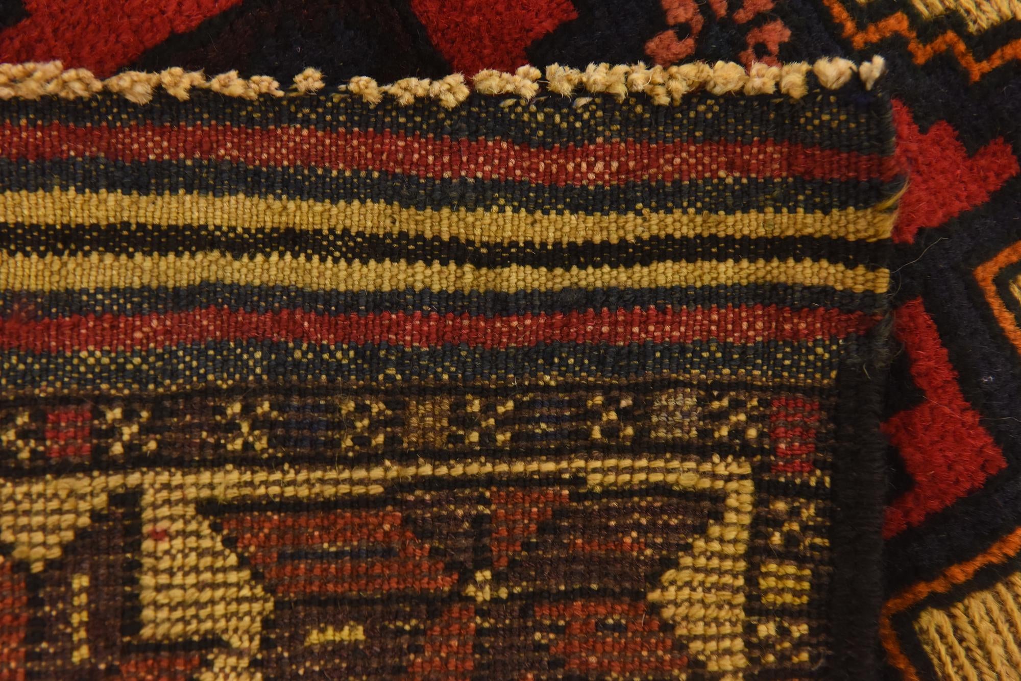 2' 8 x 4' 5 Hand Knotted Sumak Wool Rug