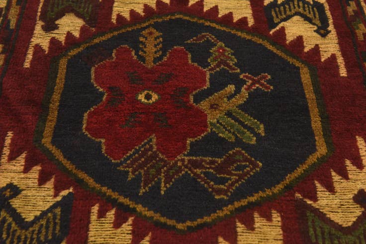 Detail image of 2' 9 x 4' 6 Hand Knotted Sumak Wool Rug