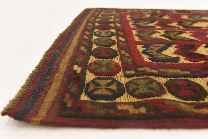 2' 9 x 4' 6 Hand Knotted Sumak Wool Rug