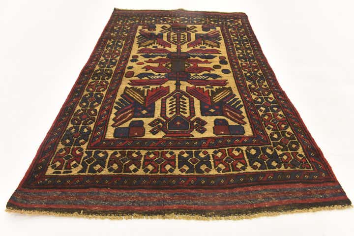 2' 9 x 4' 9 Hand Knotted Sumak Wool Rug