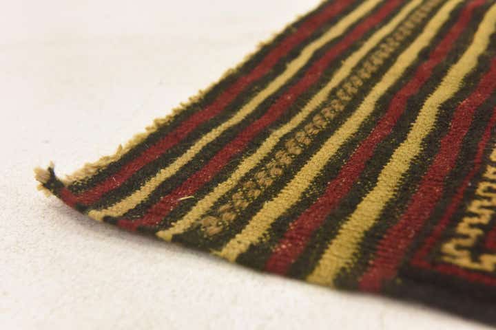 3' x 4' 10 Hand Knotted Sumak Wool Rug