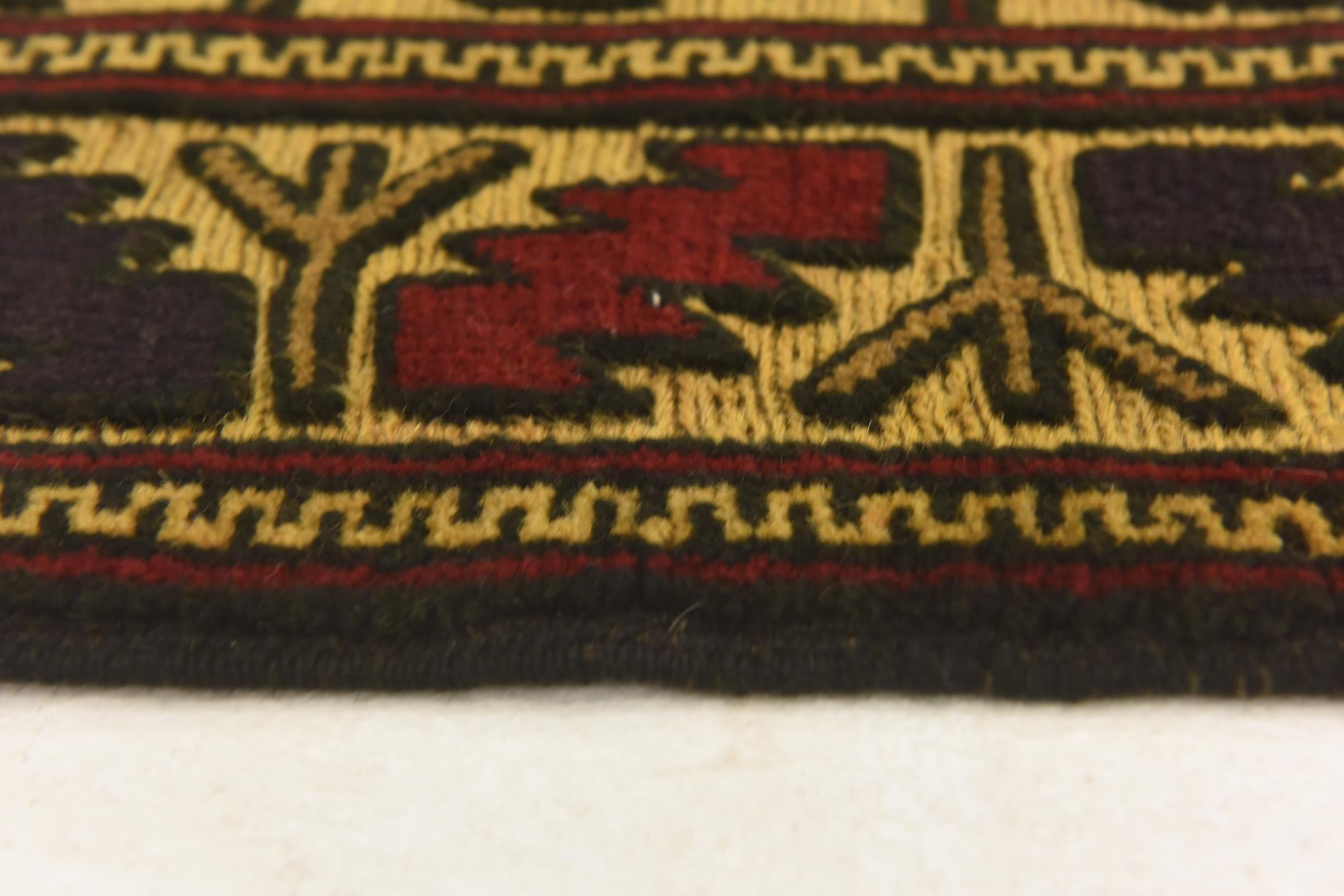 3' x 4' 10 Hand Knotted Sumak Wool Rug