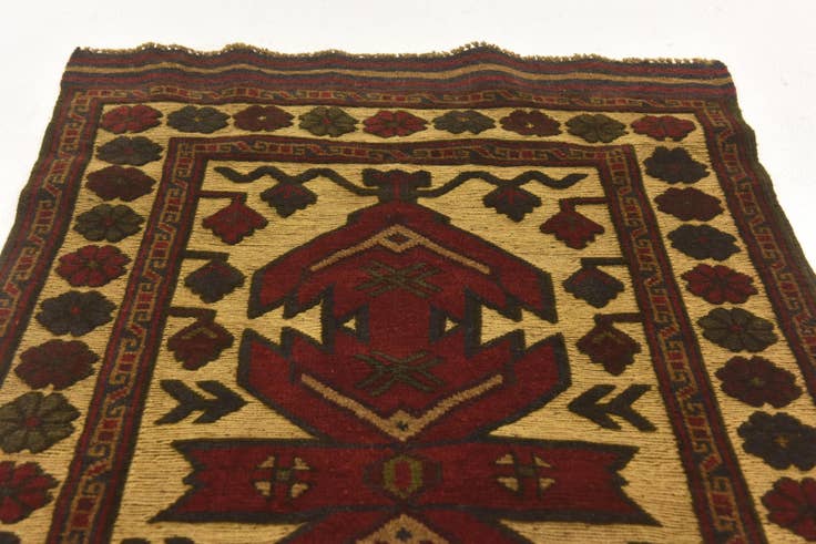 Detail image of 2' 10 x 4' 7 Hand Knotted Sumak Wool Rug