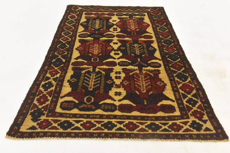 Detail image of 2' 8 x 4' 11 Hand Knotted Sumak Wool Rug