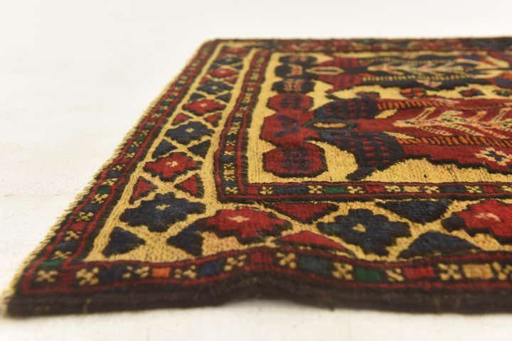 2' 8 x 4' 11 Hand Knotted Sumak Wool Rug