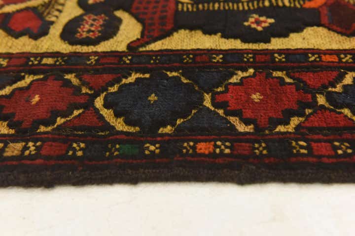 2' 8 x 4' 11 Hand Knotted Sumak Wool Rug