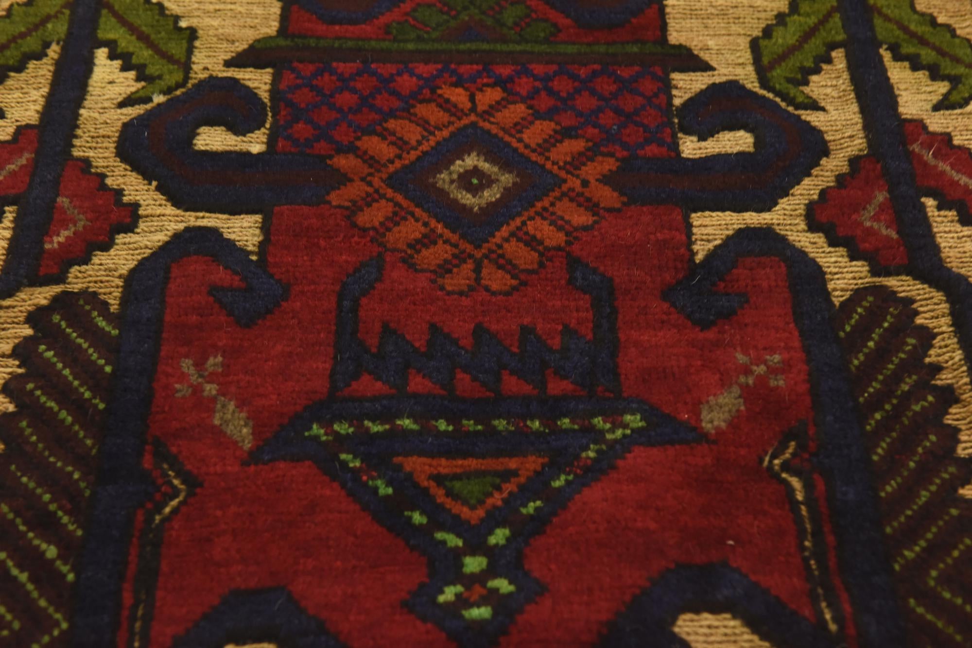 3' x 4' 10 Hand Knotted Sumak Wool Rug