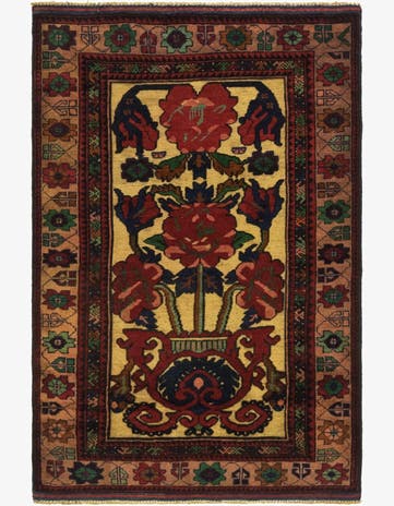 2' 9 x 4' 4 Hand Knotted Sumak Wool Rug