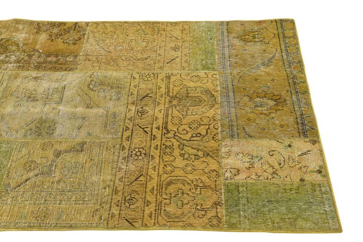 Detail image of 3' 4 x 5' 7 Hand Knotted Ultra Vintage Persian Wool Rug