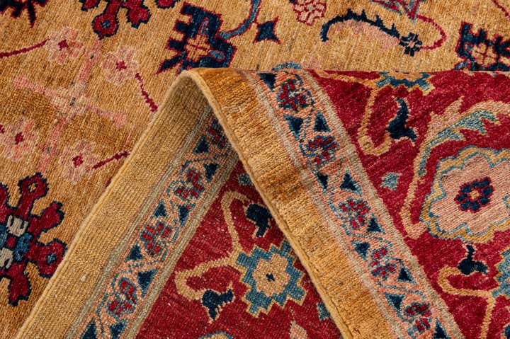 5' 5 x 8' 10 Hand Knotted Ziegler Wool Rug