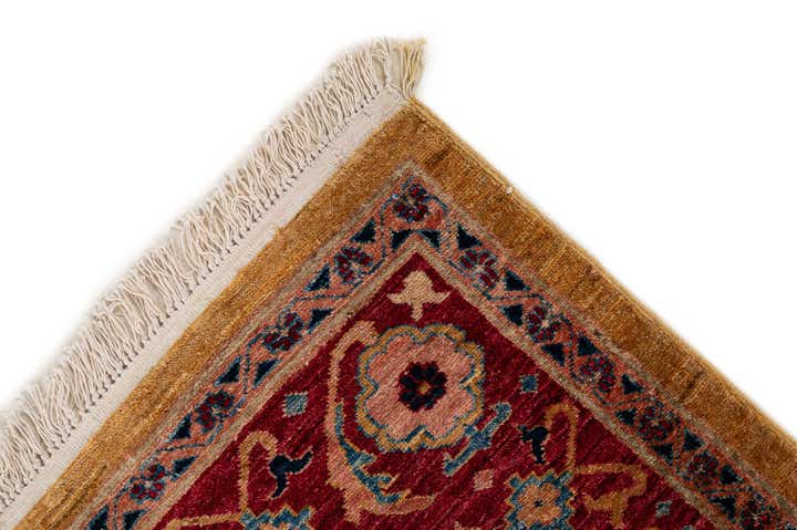 5' 5 x 8' 10 Hand Knotted Ziegler Wool Rug