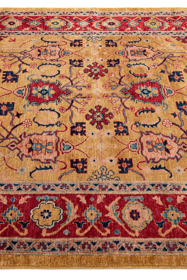 Detail image of 5' 5 x 8' 10 Hand Knotted Ziegler Wool Rug