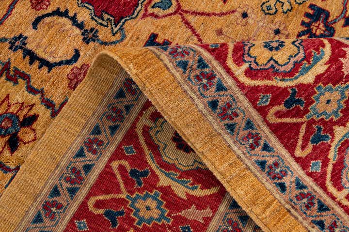 5' 6 x 8' Hand Knotted Ziegler Wool Rug