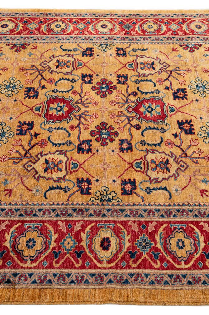 5' 6 x 8' Hand Knotted Ziegler Wool Rug