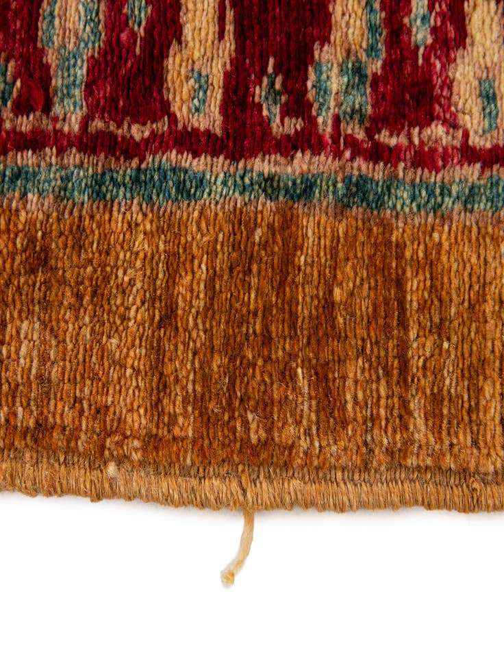 Detail image of 5' 2 x 6' 9  Hand Knotted Ziegler Wool Rug