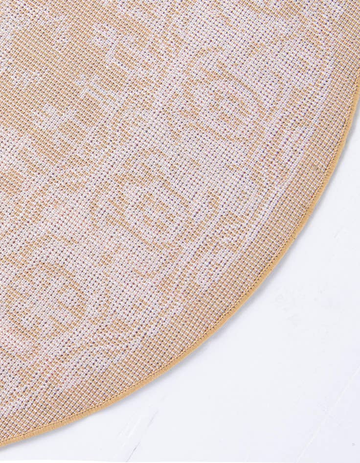 Detail image of 8' x 8' Arcadia Round Rug