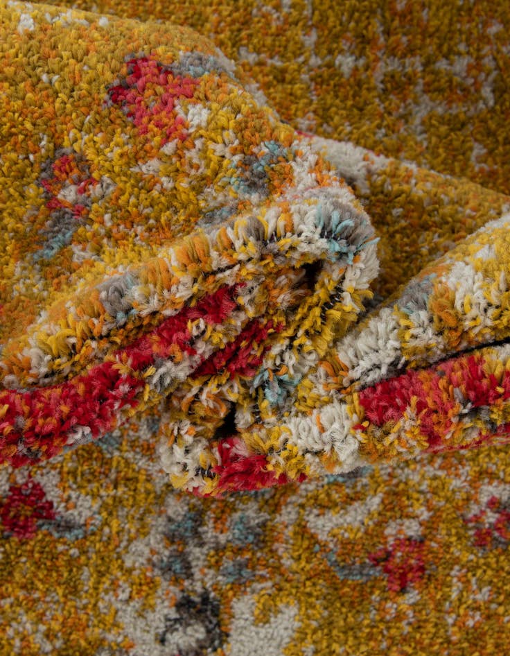 Detail image of 3' x 3' Carrington Round Rug