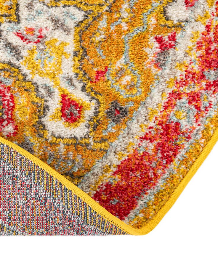 Detail image of 3' x 3' Carrington Round Rug