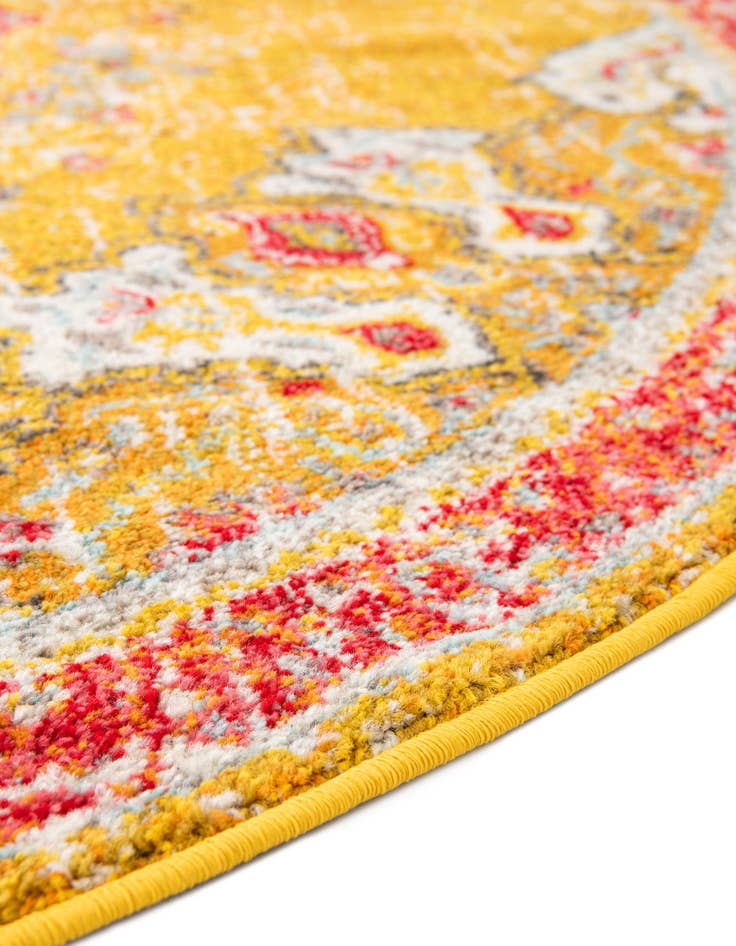 Detail image of 6' x 6' Madeline Round Rug