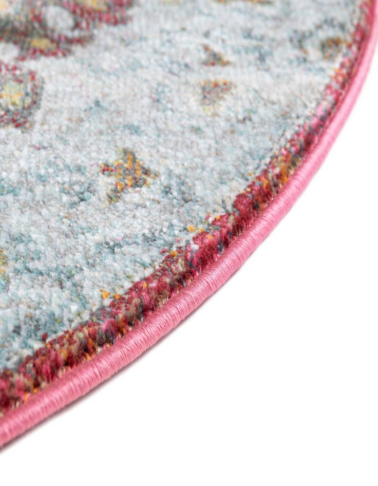 Detail image of 5' 5 x 5' 5 Santiago Round Rug