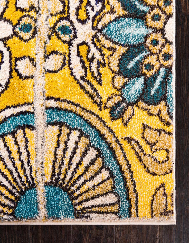 Detail image of 2' 2 x 6' 7  Washable Casablanca Runner Rug