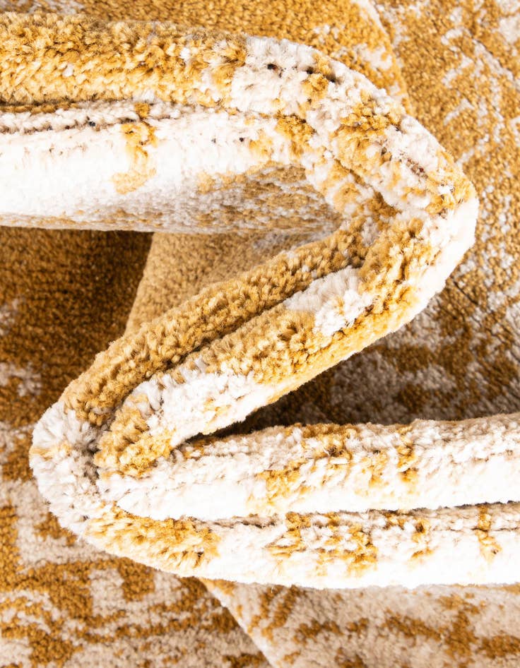 Detail image of 2' x 6' Eden Runner Rug