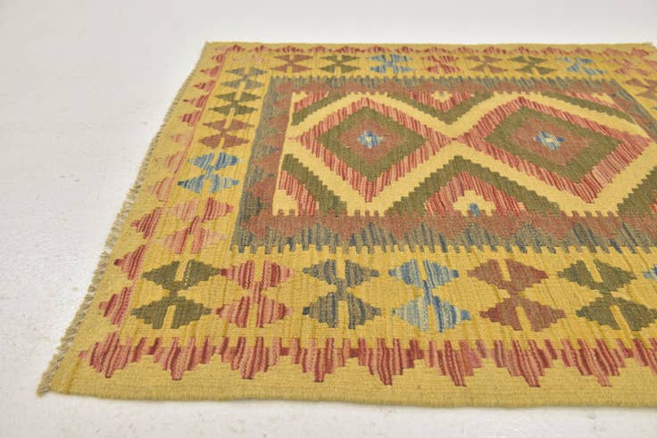 Detail image of 3' 2 x 3' 5 Hand Woven Kilim Maymana Wool Square Rug