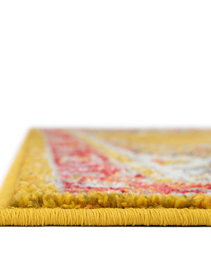 Detail image of 7' 10 x 7' 10 Madeline Square Rug