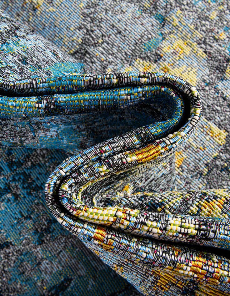 Detail image of 2' x 6'  Washable Modern Indoor / Outdoor Runner Rug