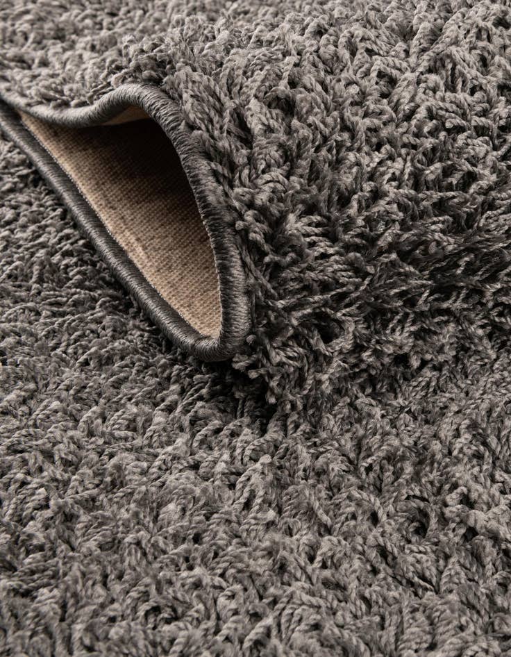 Detail image of 7' x 10' Comfort Solid Shag Rug