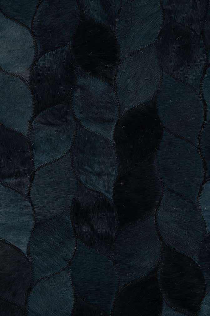 5' 1 x 8' Cowhide Leather Rug