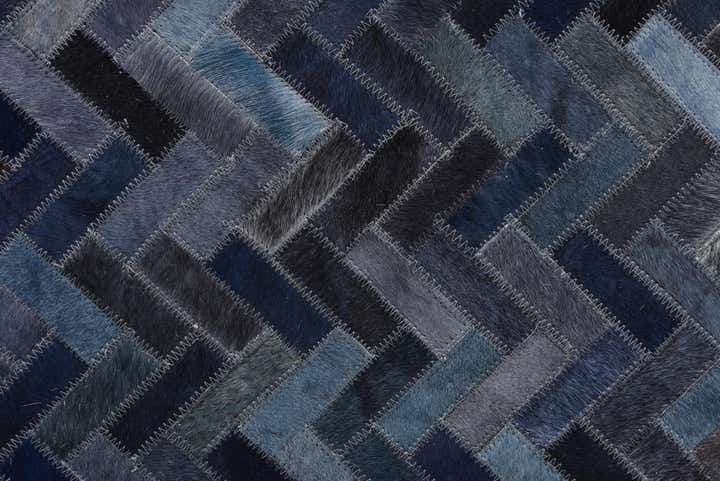 5' 1 x 8' Cowhide Rug