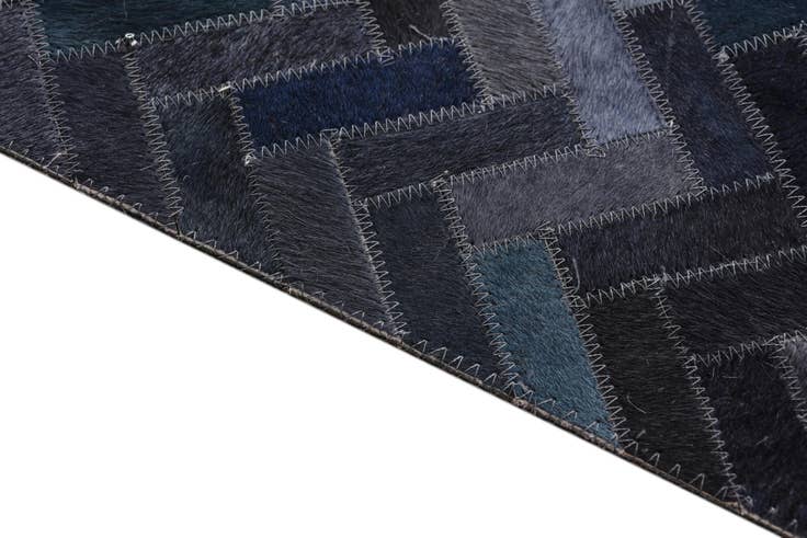 Detail image of 5' 2 x 8' Cowhide Rug