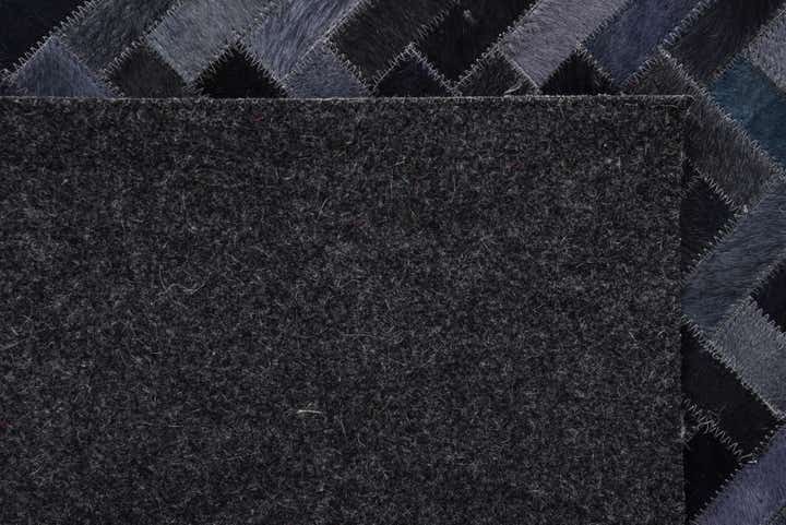 5' 2 x 8' Cowhide Rug