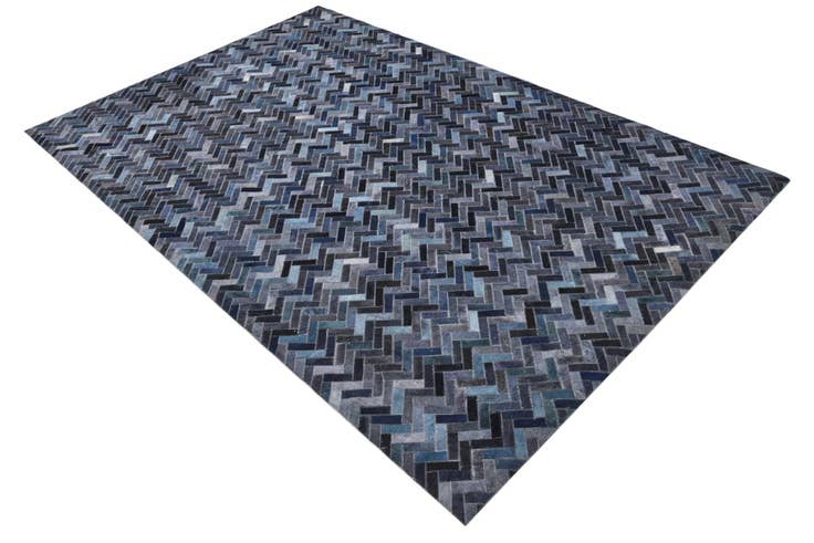 Detail image of 5' 2 x 8' Cowhide Rug