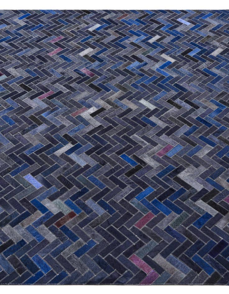 Detail image of 5' 2 x 7' 10 Cowhide Rug