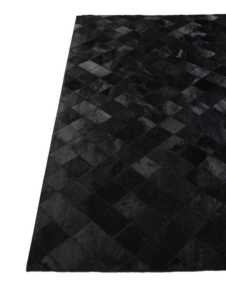 Detail image of 4' 7 x 6' 6 Cowhide Stocks Rug