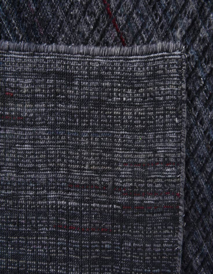 Detail image of 7' 9 x 9' 10  Hand Knotted Darya Wool Rug