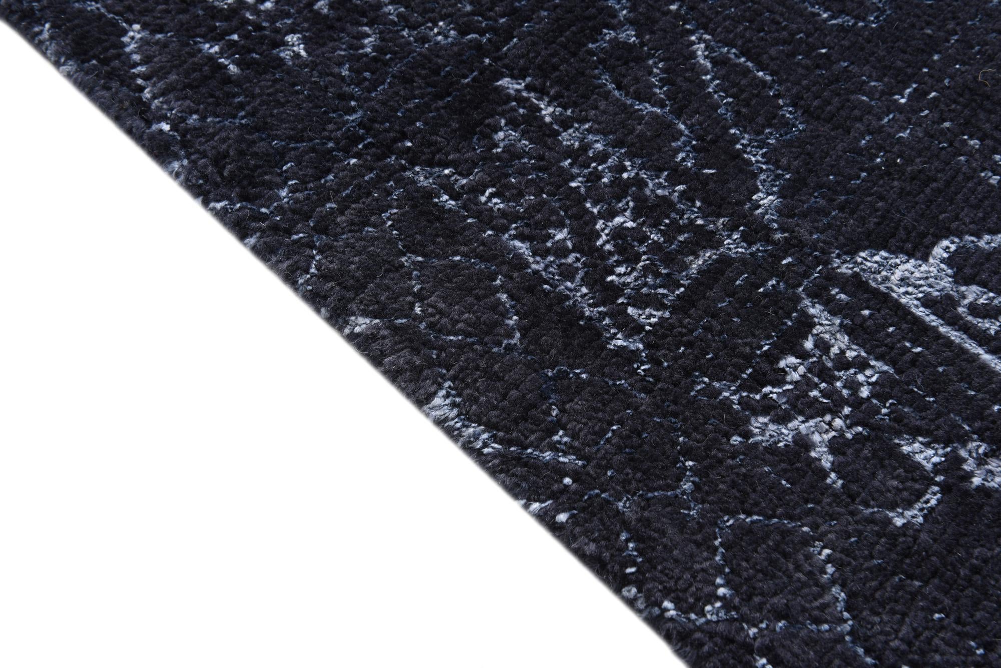 4' 9 x 7' 10 Hand Knotted Darya Rug