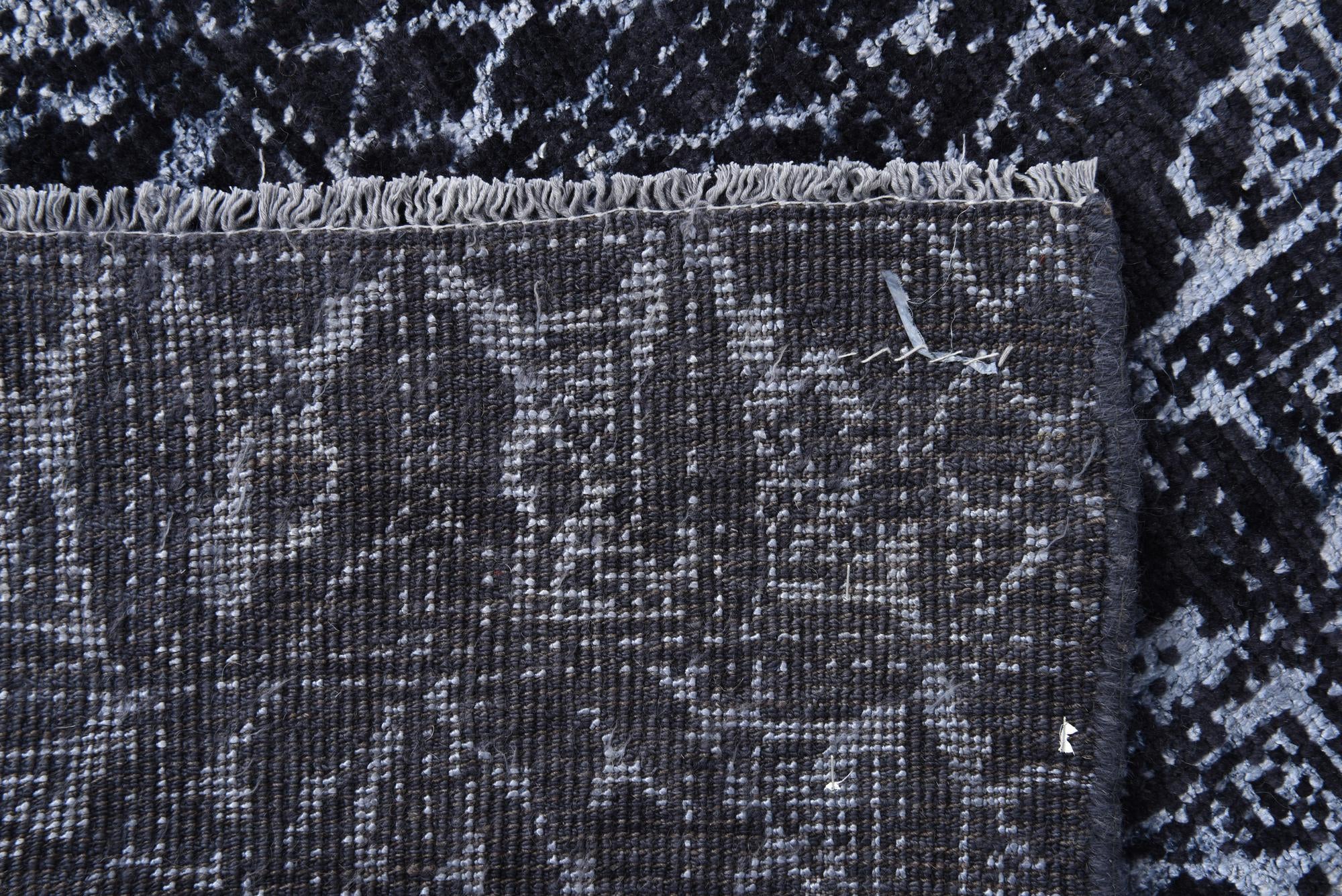 4' 9 x 7' 10 Hand Knotted Darya Rug