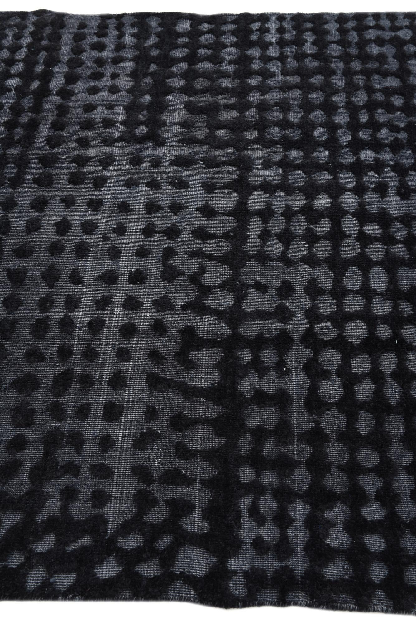 5' 2 x 8' Hand Knotted Darya Wool Rug