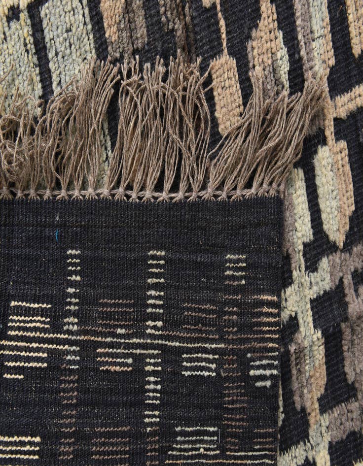 Detail image of 9' x 12' 2  Hand Knotted Darya Wool Rug