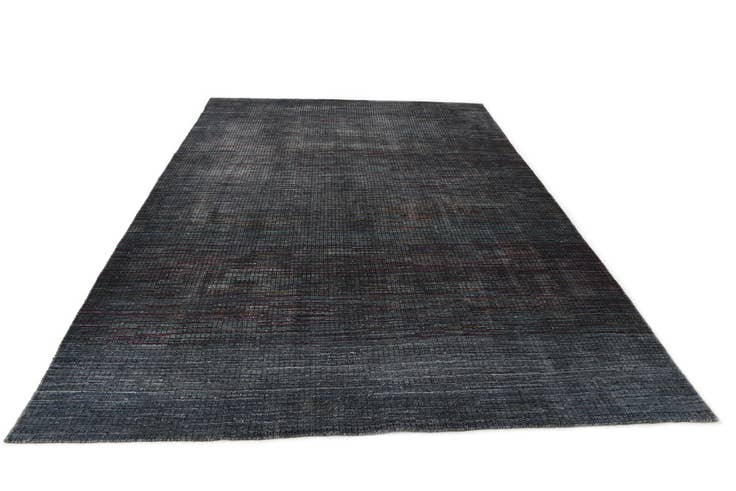 Detail image of 8' 9 x 12' 5 Hand Knotted Darya Wool Rug