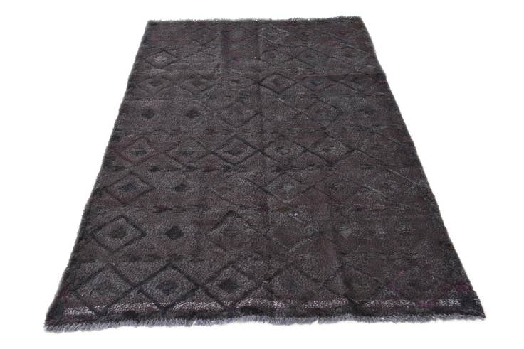 Detail image of 3' 9 x 5' 11 Hand Knotted Darya Wool Rug