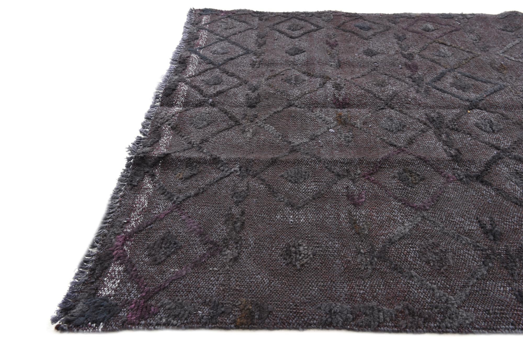 3' 9 x 5' 11 Hand Knotted Darya Wool Rug