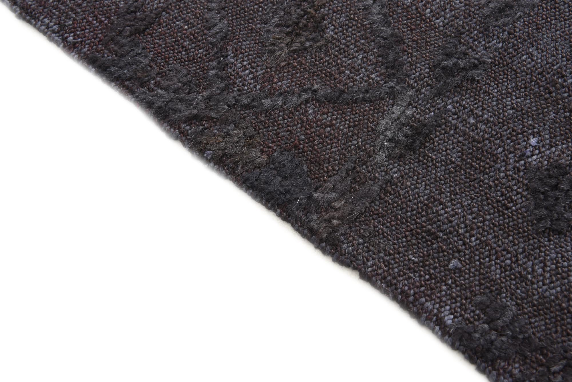 3' 9 x 5' 11 Hand Knotted Darya Wool Rug