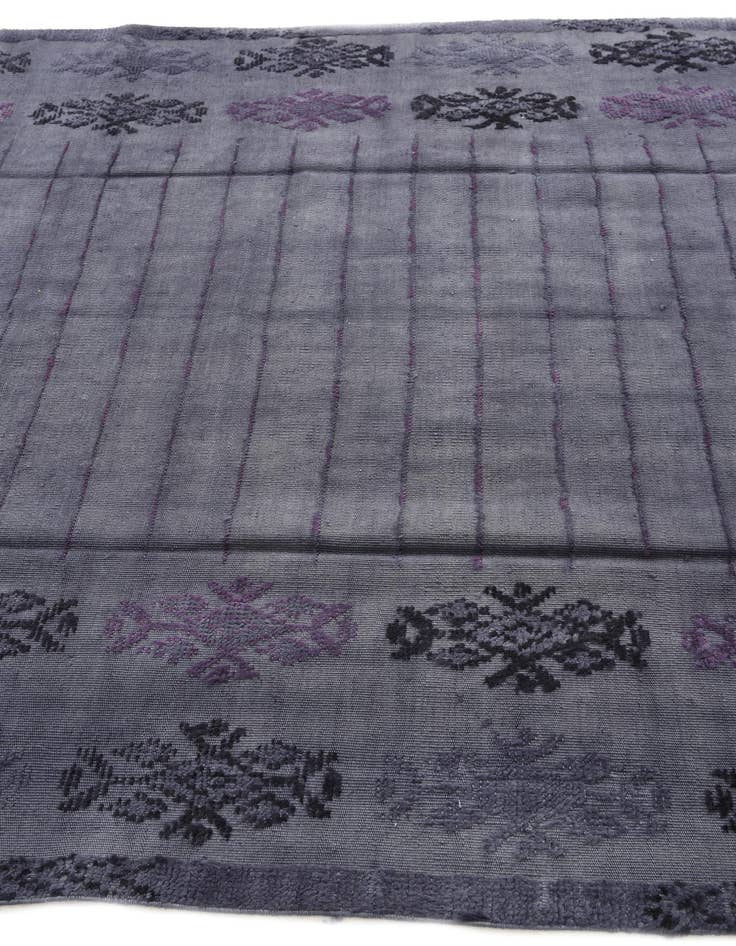 Detail image of 6' x 10' 4  Hand Knotted Darya Wool Rug