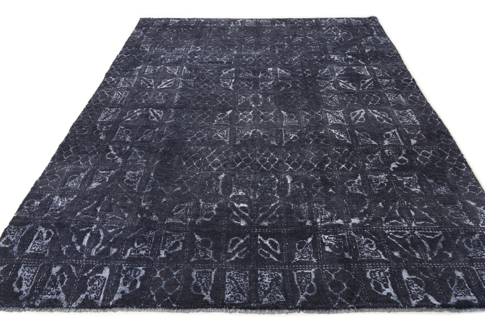 7' 10 x 10' Hand Knotted Darya Rug