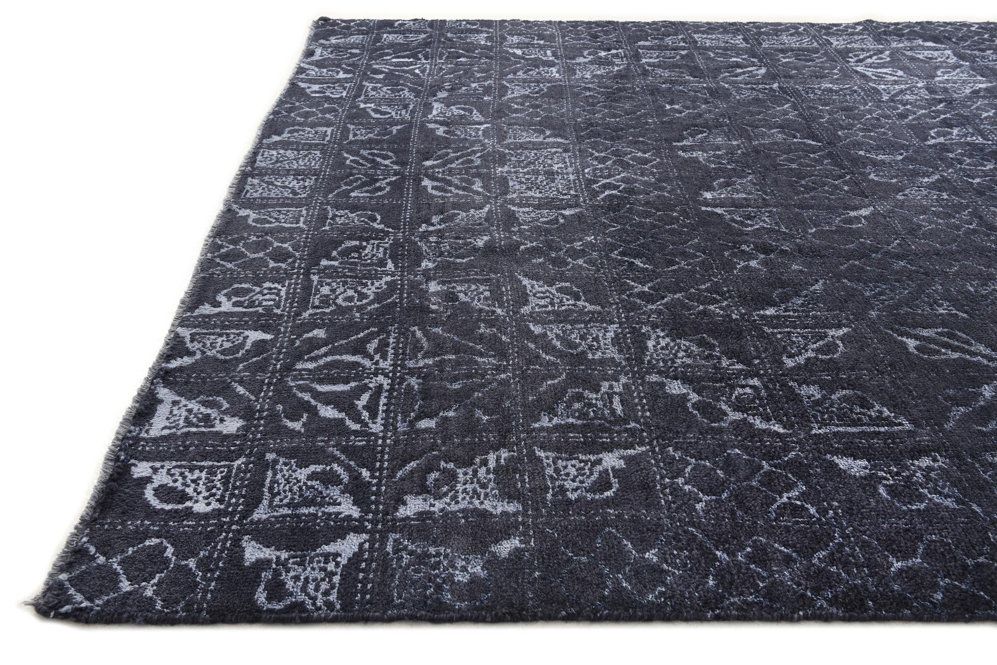 7' 10 x 10' Hand Knotted Darya Rug