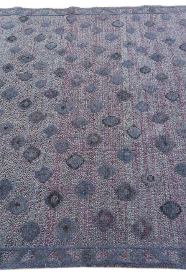 Detail image of 5' 5 x 8' 3 Hand Knotted Darya Wool Rug